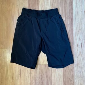 Lululemon Men’s Linerless Shorts 9”